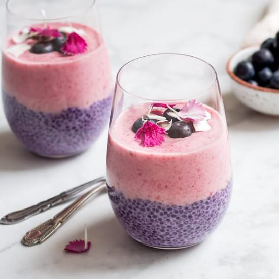 Layered acai chia pudding