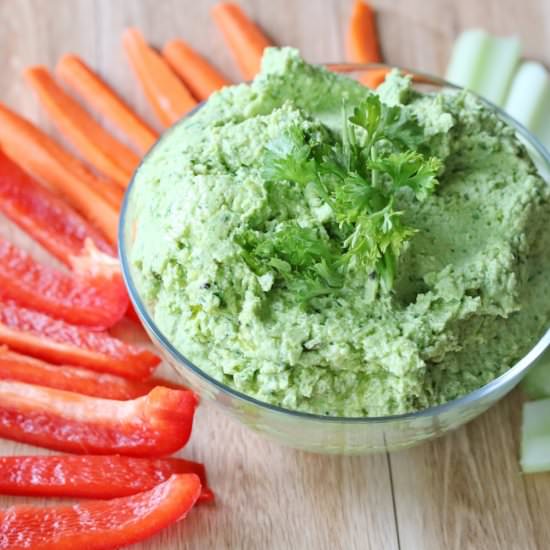 Healthy Homemade Green Hummus