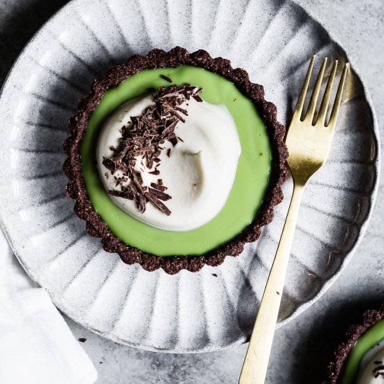 Chocolate Matcha Cream Tarts
