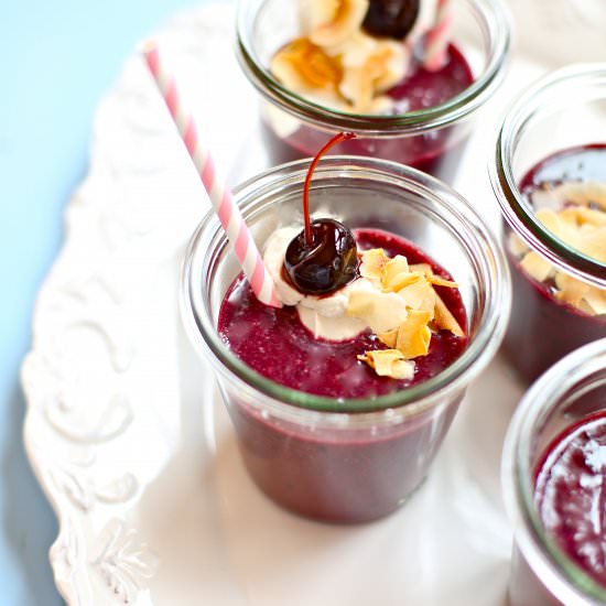 DARK CHERRY SMOOTHIES