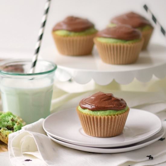 Mint Chocolate Chip Cupcakes