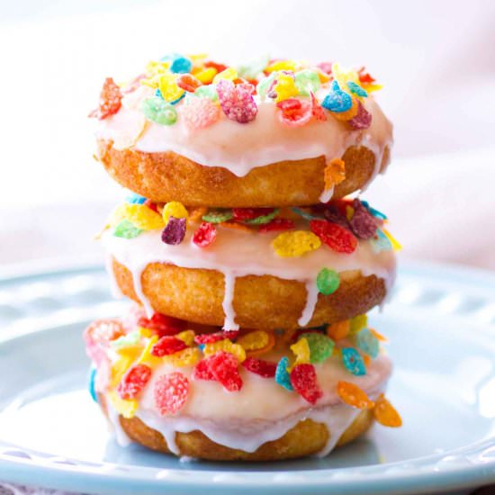 Fruity Pebble Baked Vanilla Donuts