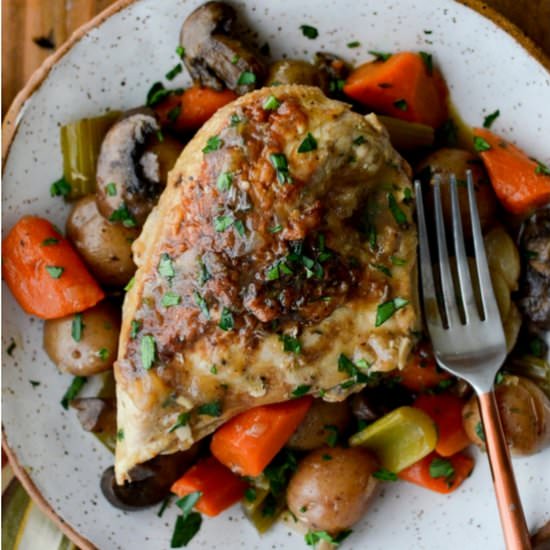 Chicken in Wine Sauce with Veggies