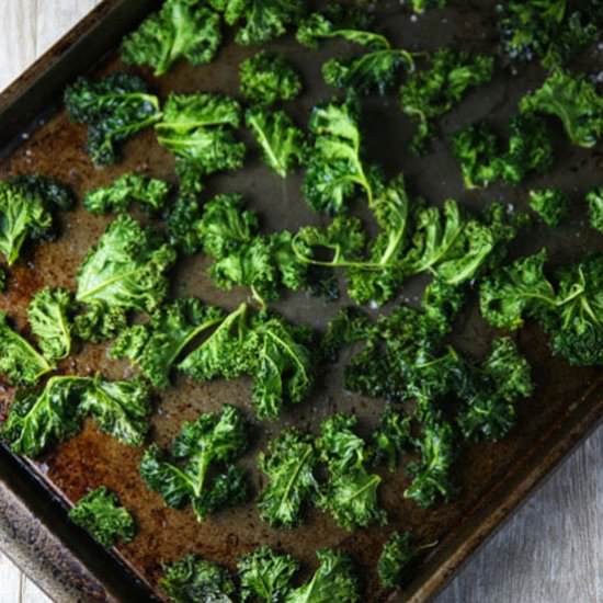 Coconut Oil Kale Chips