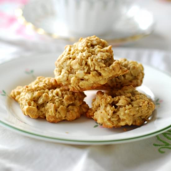 Classic Oatmeal Cookies