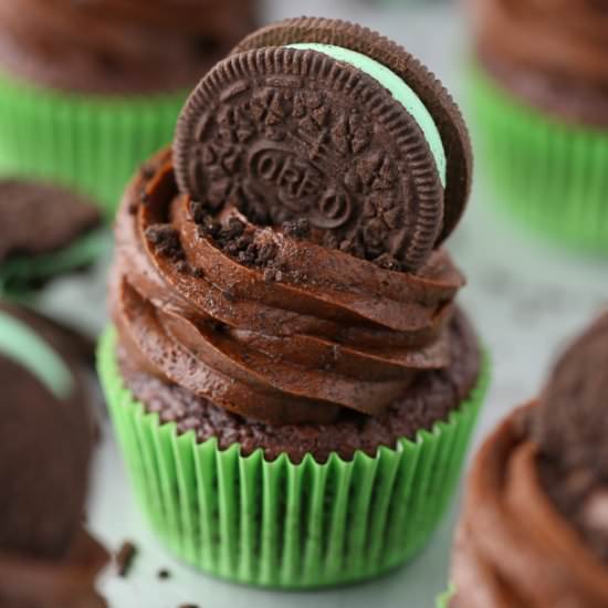 Mint Oreo Cupcakes