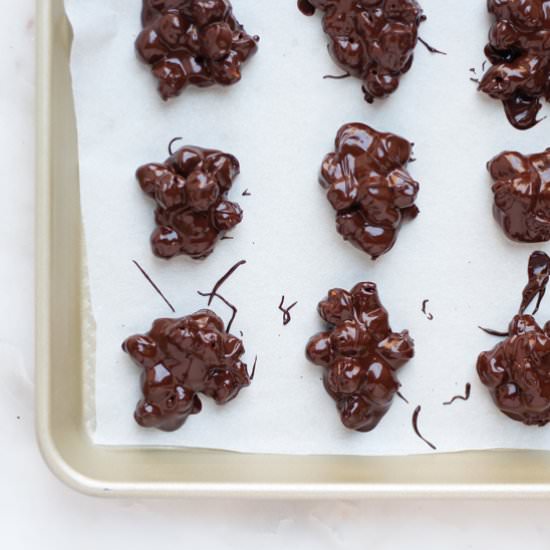 Chocolate Chickpea Clusters