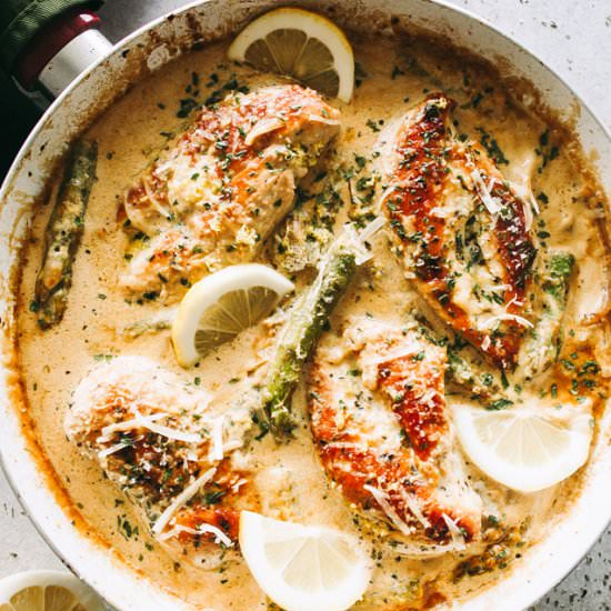 Creamy Lemon Chicken with Asparagus
