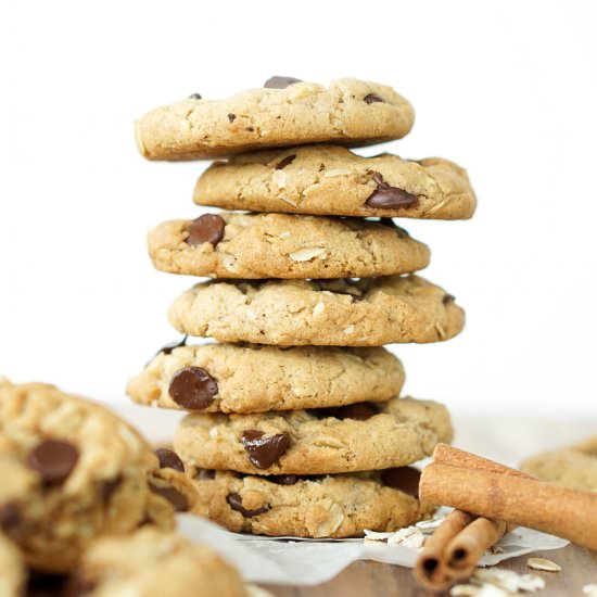 Oatmeal Chocolate-Chip Cookies