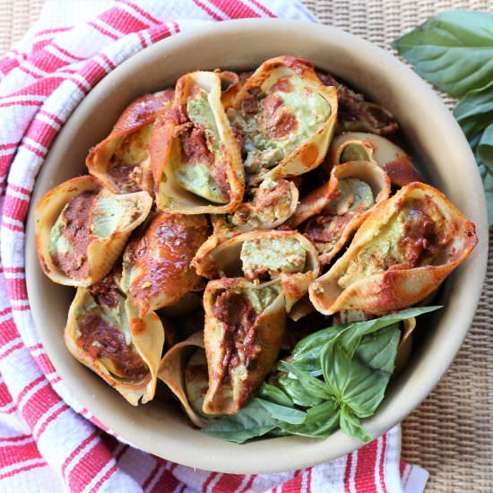 Spinach Garlic Stuffed Shells