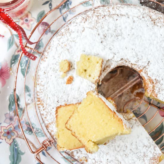 Hot milk sponge cake