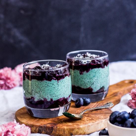 Spirulina Blueberry Chia Pudding