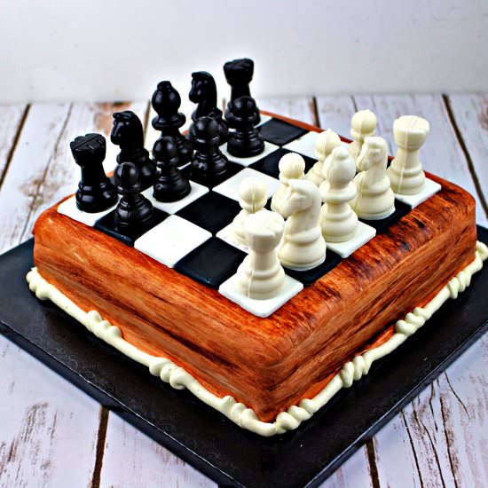 Playable Chess Cake