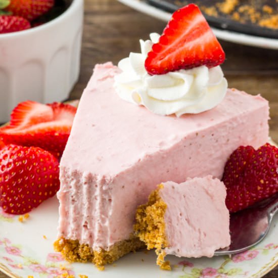 No Bake Strawberry Cheesecake