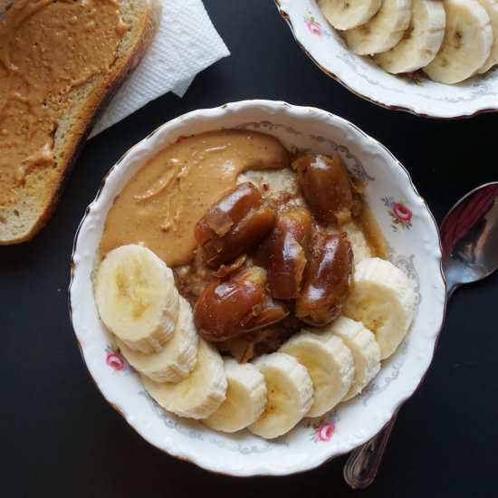 Creamy Caramel Stewed Dates