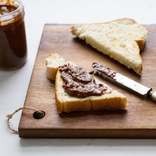 DIY Vegan Nutella