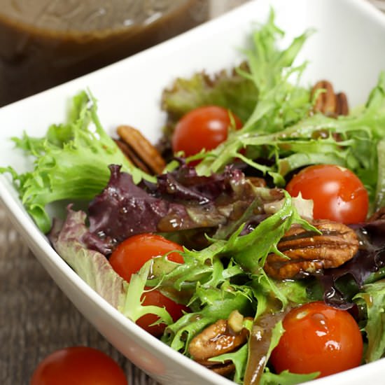 Balsamic Vinaigrette Salad Dressing
