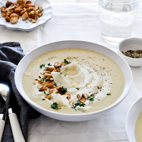 Quick creamy cauliflower soup