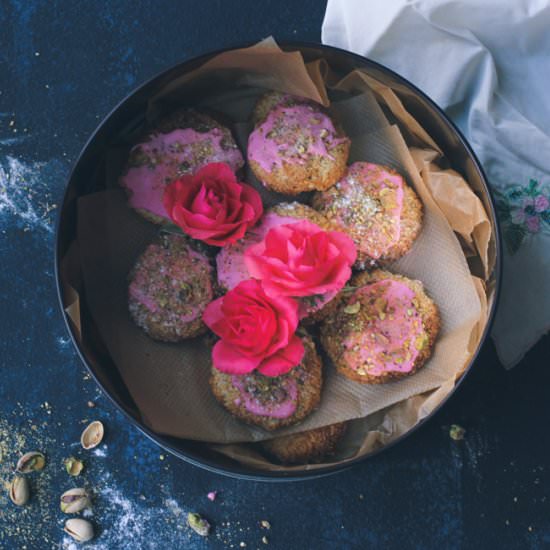 Flourless coconut macaroons