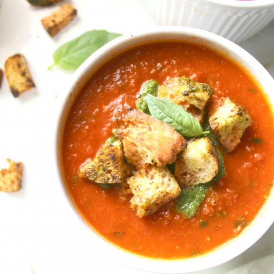 Vegan Tomato Basil Soup