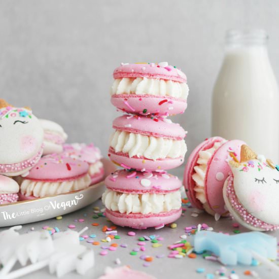 Birthday cake macarons