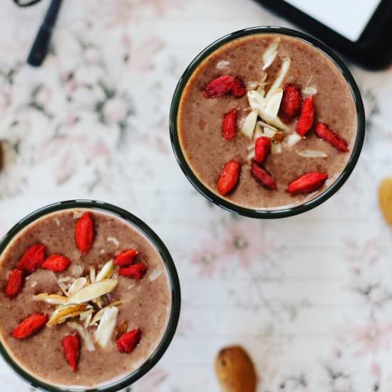 Chocolate Oatmeal Banana Smoothie