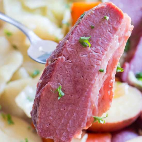 Instant Pot Corned Beef and Cabbage