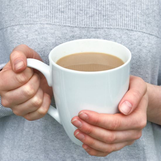 HEALTHY SPICED COCONUT CHAI LATTE