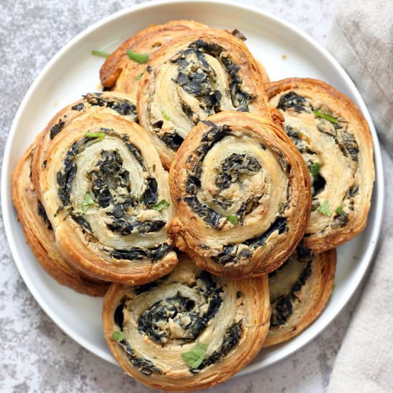 Vegan Spinach Pinwheels