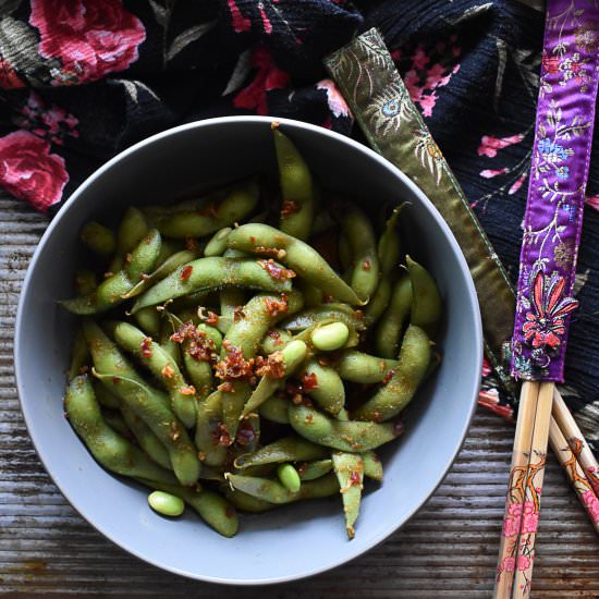Chili Garlic Spicy Edamame