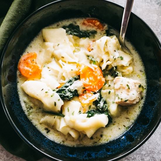 Instant Pot Chicken Tortellini Soup