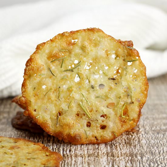 Rosemary Garlic Parmesan Crisps