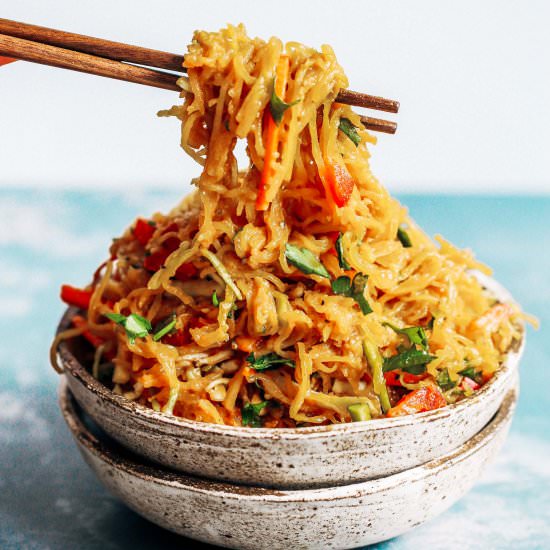Paleo asian garlic noodles