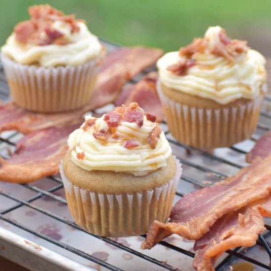 Maple Bacon Cupcakes