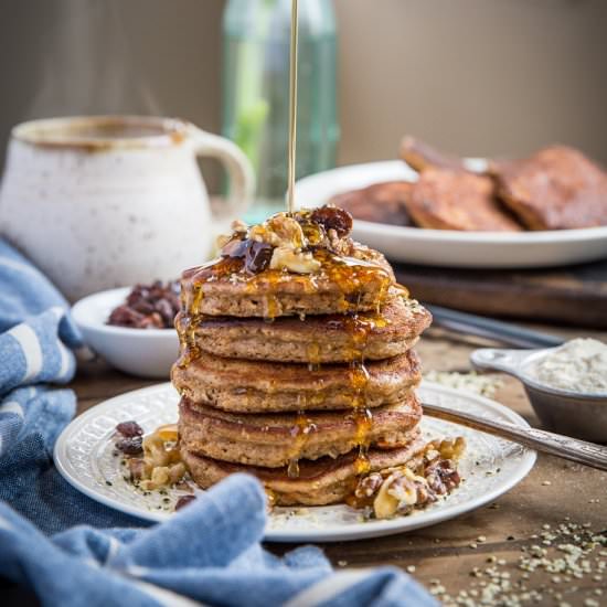 Paleo Carrot Cake Pancakes