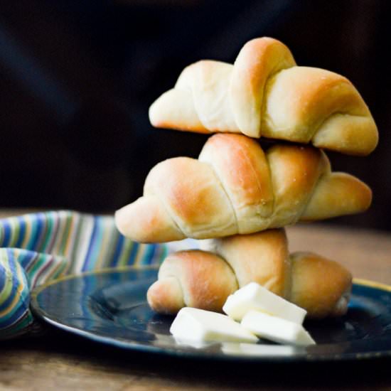 Homemade Buttery Bread Rolls