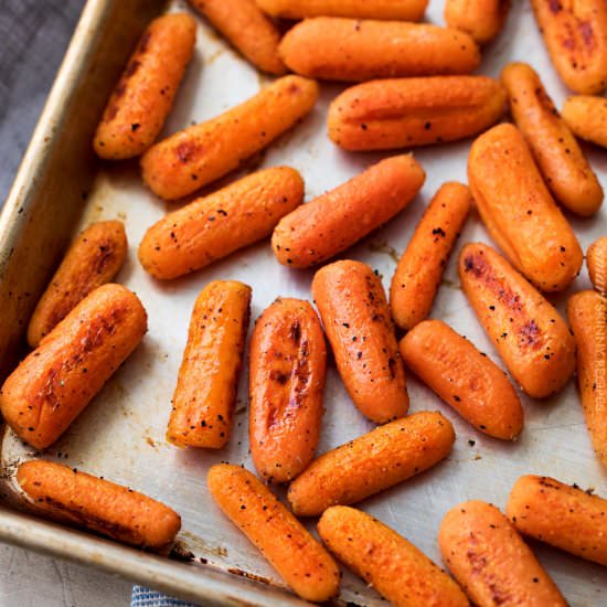 Sheet Pan Roasted Carrots