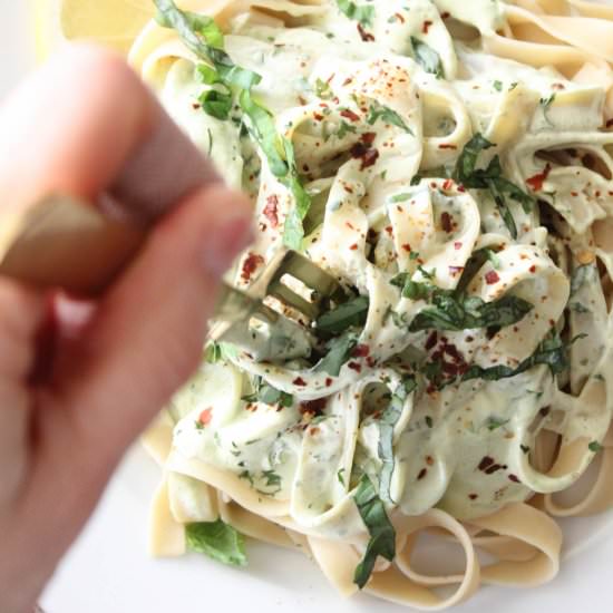 Lemon Basil Creamy Pasta