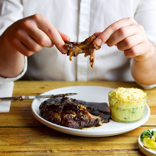 Best slow roasted BBQ ribs