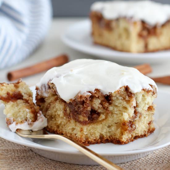 Cinnamon Roll Cake