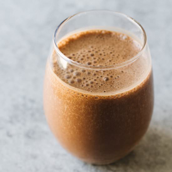 Easy Chocolate Banana Smoothie
