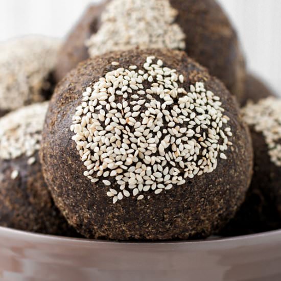 Vegan Keto Bread Rolls