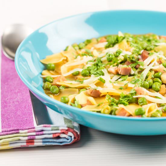Pea, Bacon and Pasta Soup
