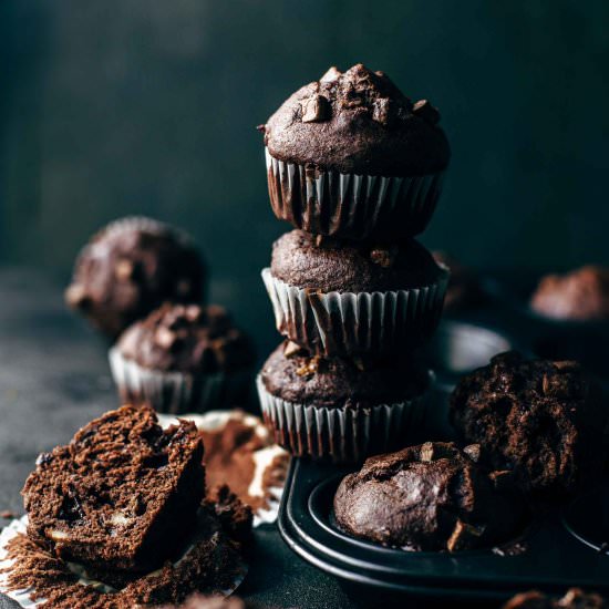 CHOCOLATE BANANA MUFFINS