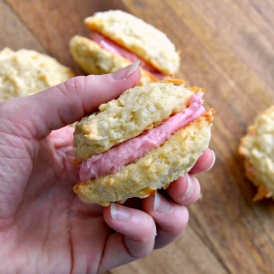 Coconut raspberry whoopie pies
