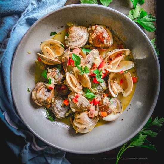 chorizo and little neck clams