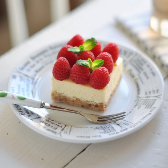White choco Raspberry Cheesecake