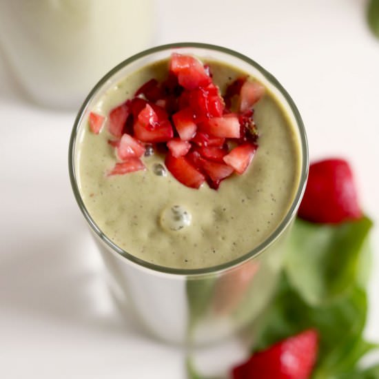 Strawberry Tahini Collagen Smoothie