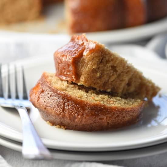 SIMPLE CINNAMON CAKE