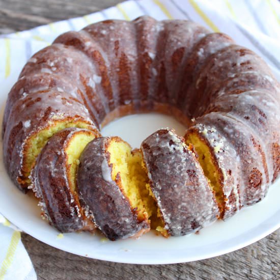 Lemon Bundt Cake with a Lemon Glaze
